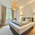 Kostenloses Parken - Altstadtnah - 100m Mosel - K-1-m *